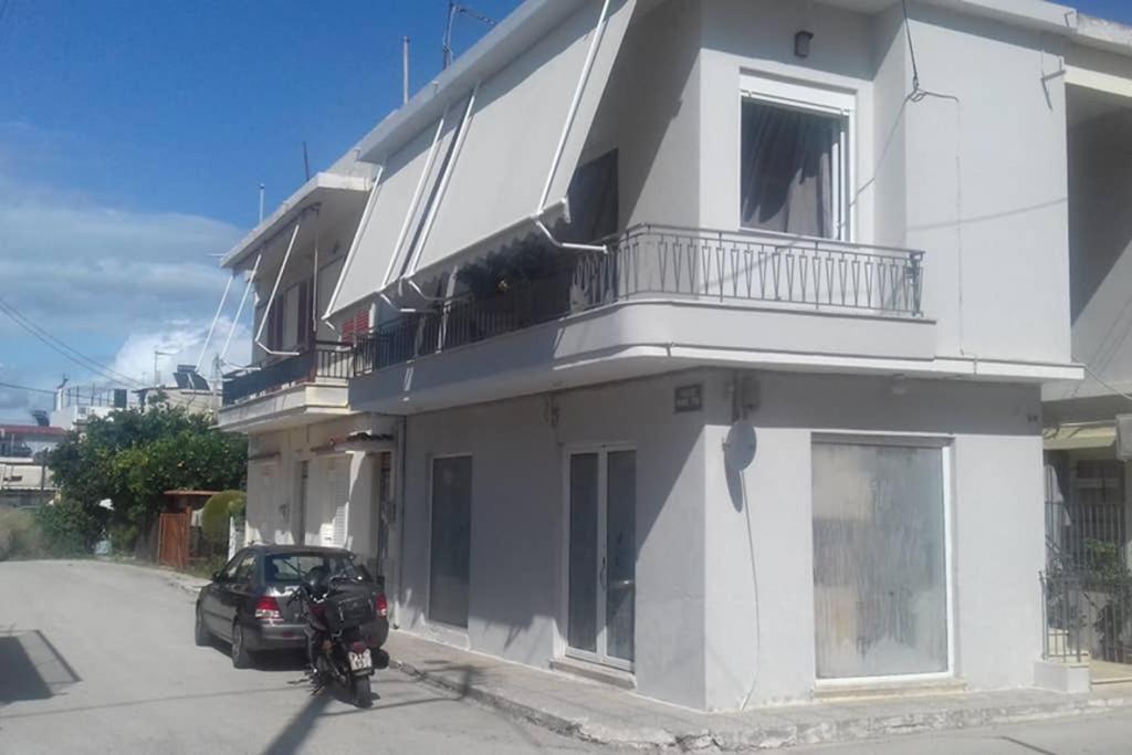 Apartmán Paris House 1 Patras Exteriér fotografie